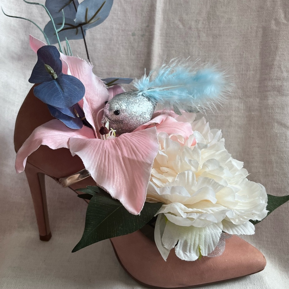 Runway For Hope Elegant Pink Women's Shoe with Floral Accents
